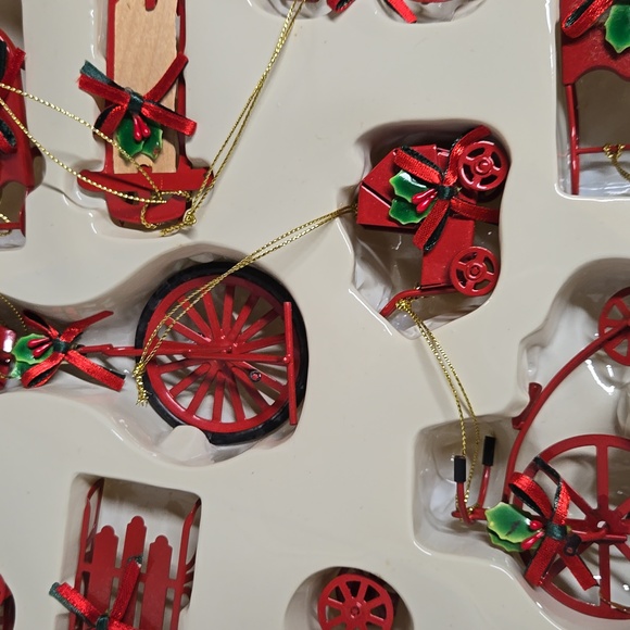 Vintage Christmas Ornaments SET of 15 Different Metal Red Green 1½ - 4" Retro - Picture 9 of 17